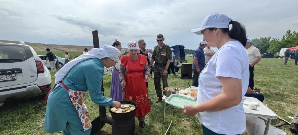 В Большом Мереткозино проходит сельский праздник