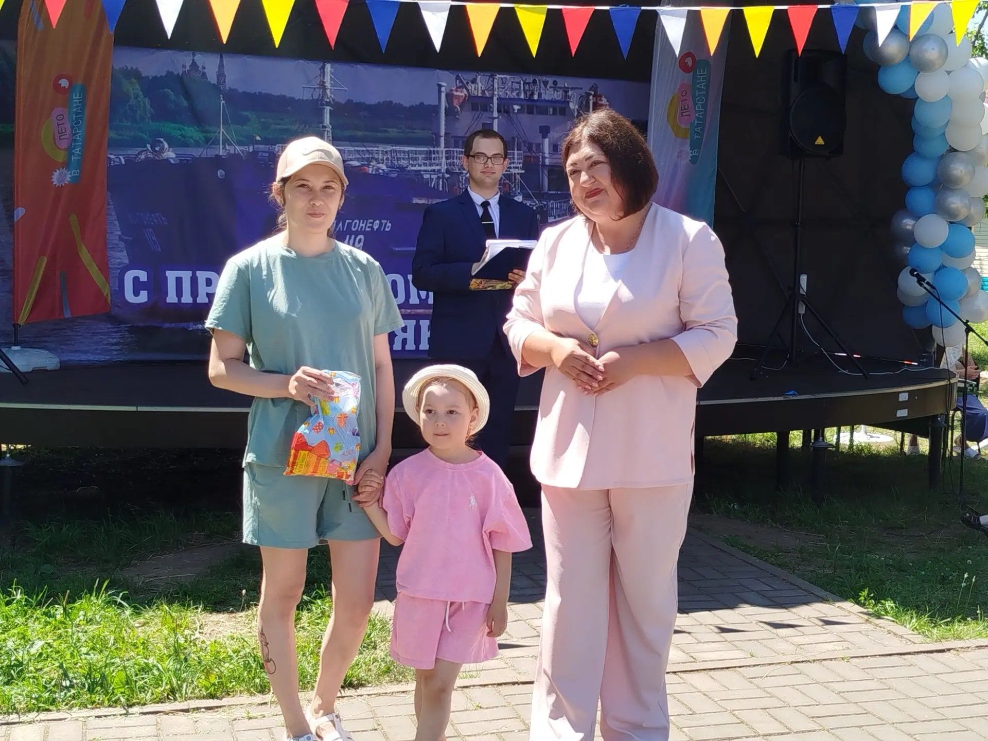День речника встретили на яркой праздничной ВОЛНЕ