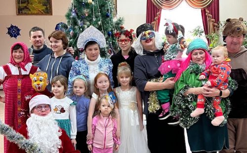 В деревне Мордовский Каратай прошла рождественская елка