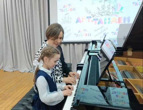 Камскоустьинцы участвовали в девятом республиканском конкурсе «Арт-тандем»