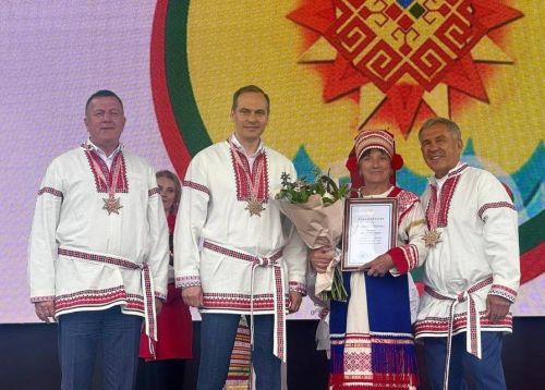 Жительница Камско-Устьинского района получила благодарность от главы Мордовии