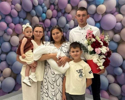 Поздравляем семью Талиповых из Больших Салтыков с рождением ребенка