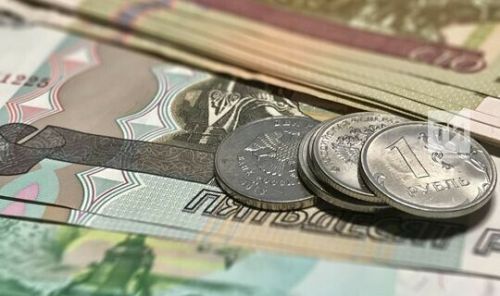 Минтруд планирует с февраля повысить более 40 социальных выплат