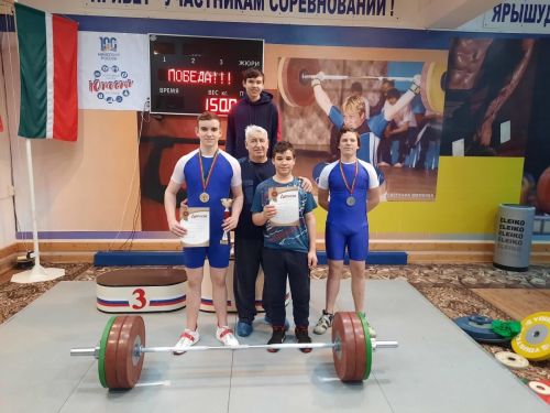 Тяжелоатлеты из Теньков заняли три призовых места на республиканских соревнованиях по тяжёлой атлетике