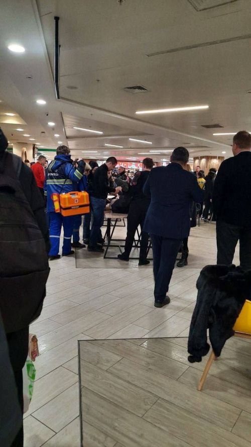 В одном из торговых центров Казани скончалась девочка