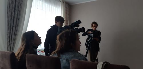 В условиях изоляции всё больше внимания распространению информации