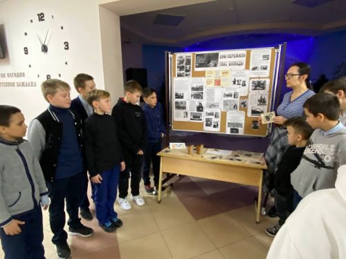 В образовательных учреждениях района прошла акция «Блокадный хлеб»