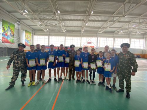 В Акчарлаке прошел турнир по футболу на призы пограничников района
