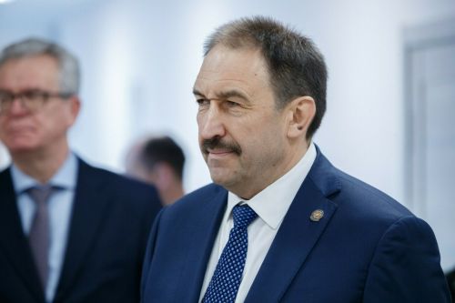 Премьер-министр Татарстана принял участие в открытии Кубка России по регби-7 среди женских команд