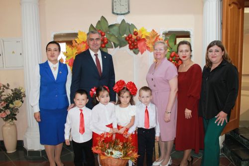 В РДК чествовали педагогов района