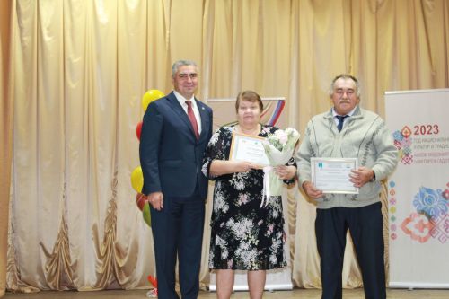 В РДК чествовали педагогов района