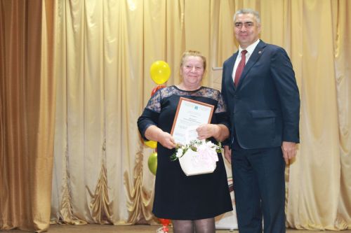 В РДК чествовали педагогов района