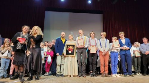 Театр объединяет семьи и дарит радость