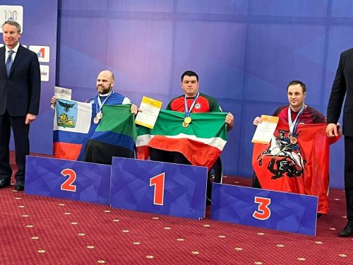 Многократный чемпион вновь одержал победу