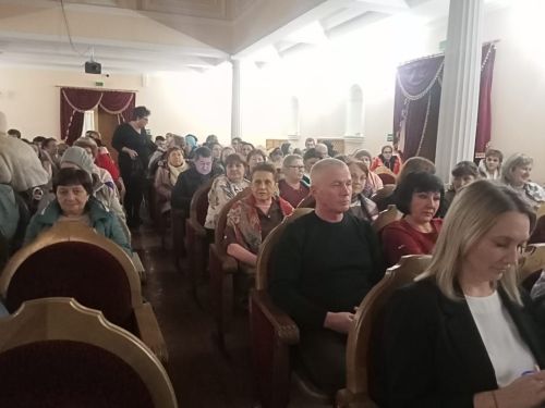 Мензелинский театр порадовал талантливой игрой наших зрителей