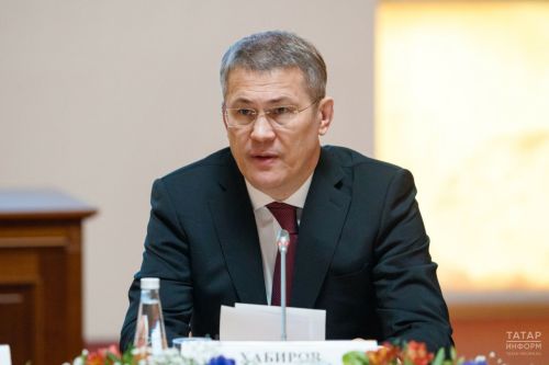 Глава Башкирии получил положительный тест на коронавирус и ушел на самоизоляцию