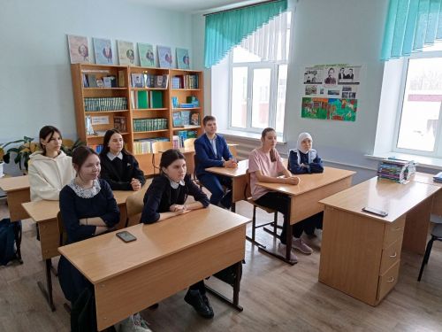 Месячник мужества активно проходит в Татарской школе