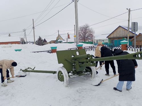 Месячник мужества активно проходит в Татарской школе