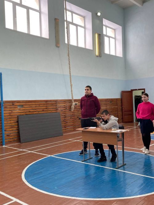 Месячник мужества активно проходит в Татарской школе