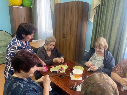 В Камских зорях отдыхающим помогают в творческом развитии