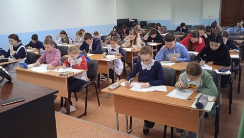 Татарстанским школьникам предлагают поучаствовать в Молодежной олимпиаде стандартов