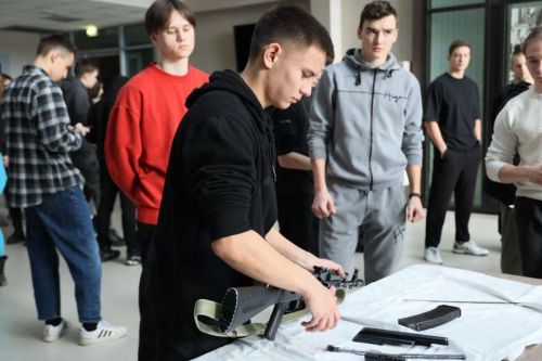 Студенты Поволжского университета спорта и туризма сдали нормы ГТО