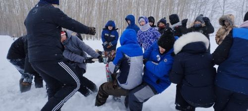 Военно-патриотическая спортивная игра «Зарница» сплотила школьников района