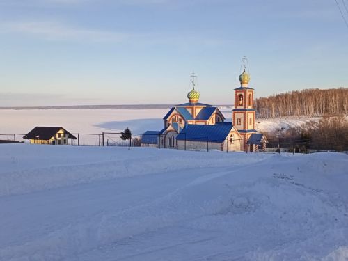 Красновидово: поют и танцуют все