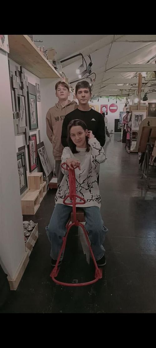 Школьники побывали в галерее-мастерской Зайцева
