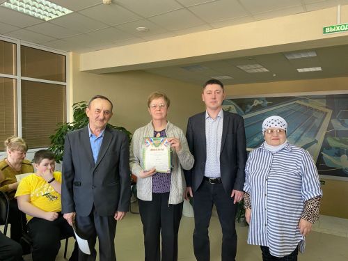 Ветераны и молодежь Камского Устья стали соперниками