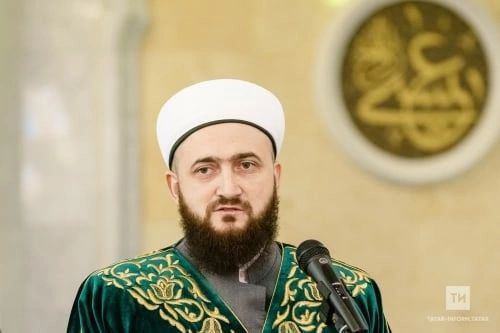 Камил хәзрәт Сәмигуллин: Рамазан ае бетте дип, әҗер-савапларны юк итмик