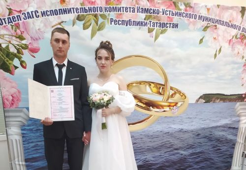 Две новые семьи появились в нашем районе