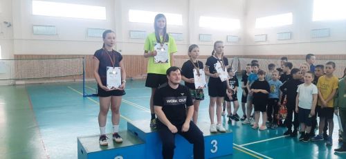 Бадминтонисты заняли призовые места