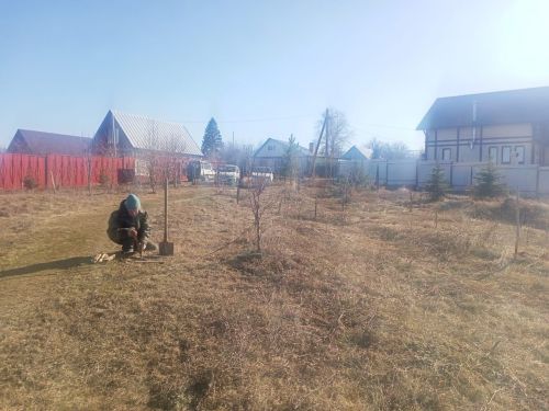Жители Южной околицы вышли на субботник