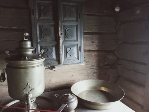Кижи: символ мастерства и таланта зодчих русского Севера.