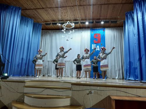 Многие жители пришли на мероприятия ко Дню Победы