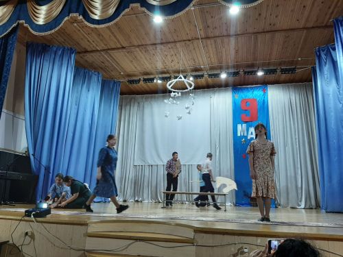 Многие жители пришли на мероприятия ко Дню Победы