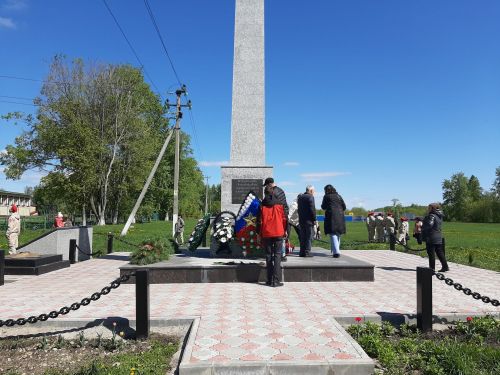 Многие жители пришли на мероприятия ко Дню Победы