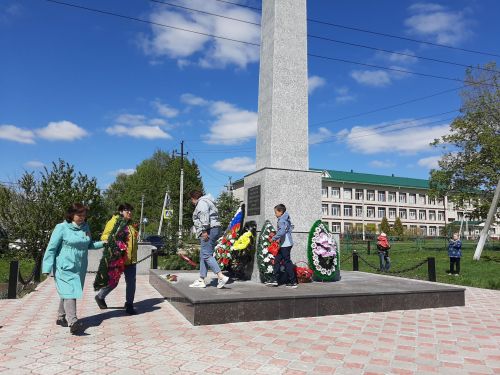 Многие жители пришли на мероприятия ко Дню Победы