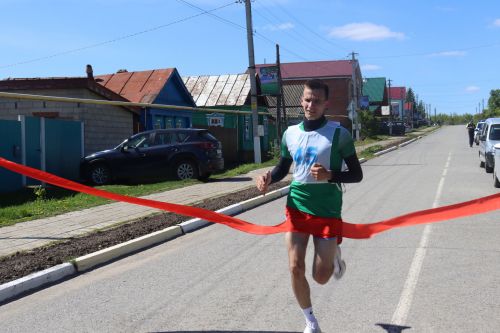 Камскоустьинцы приняли участие в забеге, посвященном Дню победы