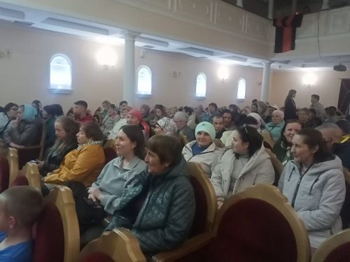 Артисты из Баргузино  своей игрой растопили сердца зрителей