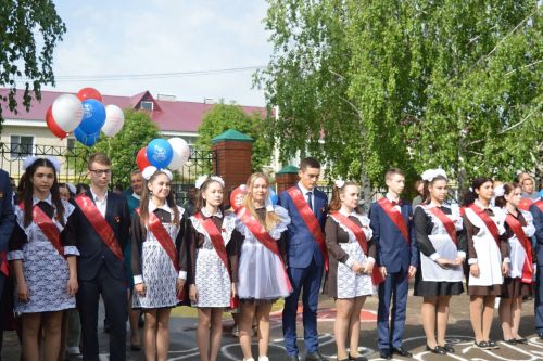 ЕГЭ отменили для российских школьников на определенный период