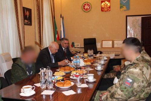 Депутат Госдумы посетил Камское Устье