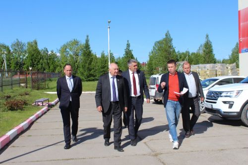 Депутат Госдумы посетил Камское Устье