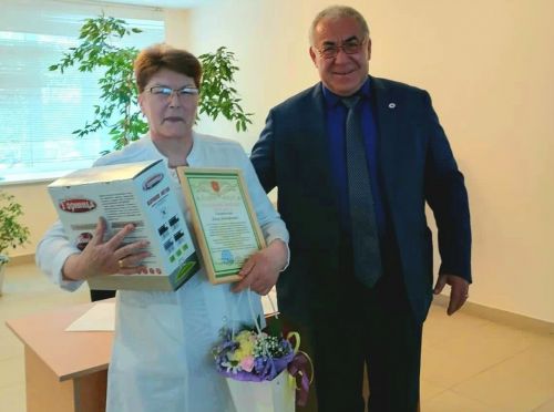 Сотрудник ЦРБ выходит на заслуженный отдых
