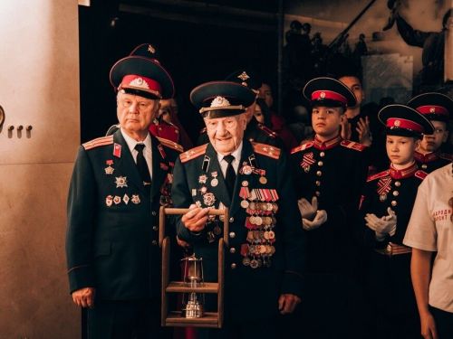 Ветераны войны - участники акции «Парад у дома»