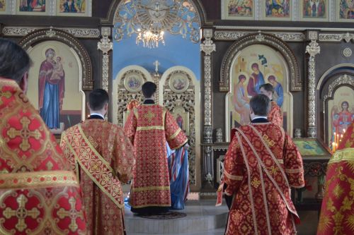 Православные камскоустьинцы стали участниками Божественной литургии