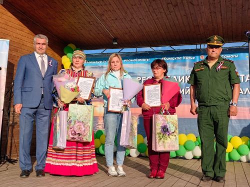 День России отметили в Камском Устье