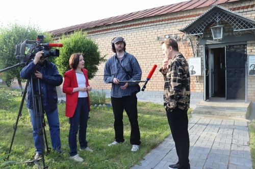 Инсталяция, спектакль-прогулка и народный артист России