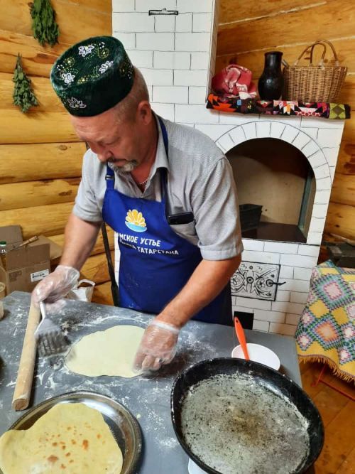 Камскоустьинцы провели мастер-класс на республиканском Сабантуе